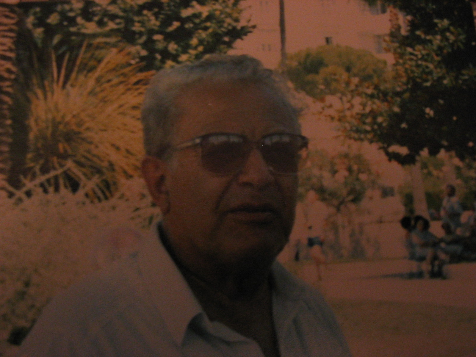 Sağa Dayalı Resim